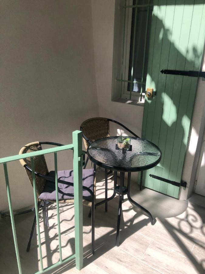 Vieil Antibes, Ravissant 2P Avec Petite Terrasse Appartement Buitenkant foto