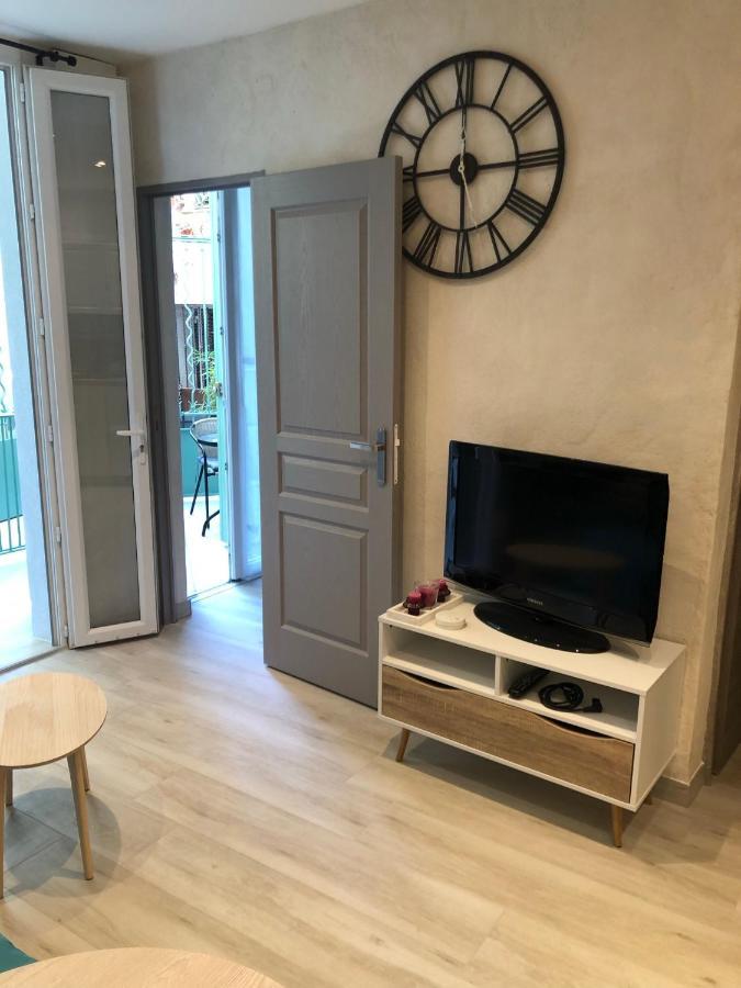 Vieil Antibes, Ravissant 2P Avec Petite Terrasse Appartement Buitenkant foto